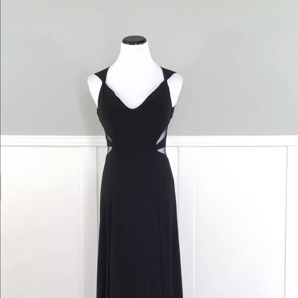 NWOT Hailey by Adrianna Papell Cutout Formal Gown